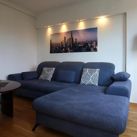 Apartament Mgm Karmelicka Varşovia Exterior foto
